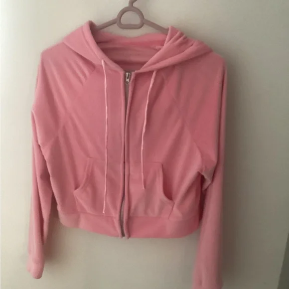 Pink Velour Short Set - Picture 3 of 5